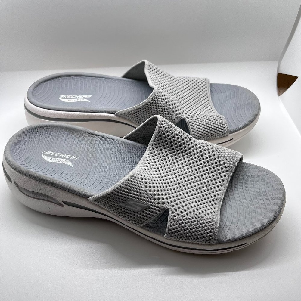 Skechers GO WALK Arch Fit Grey Sandal